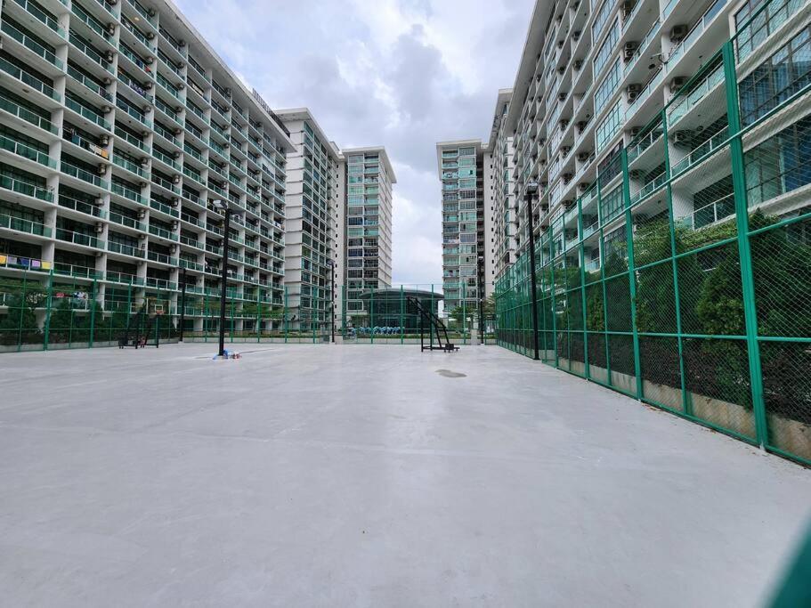 2-4 Pax Spacious Living @ Mount Austin, Jb #02 新山 外观 照片