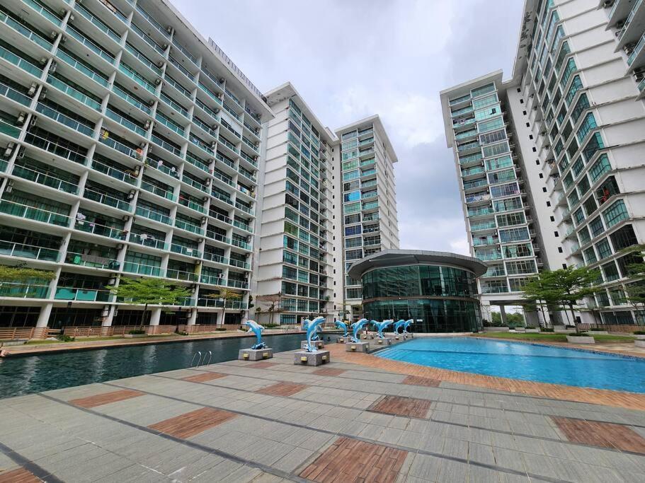 2-4 Pax Spacious Living @ Mount Austin, Jb #02 新山 外观 照片