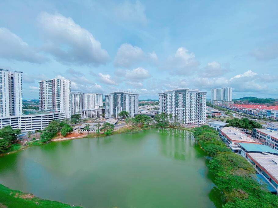 2-4 Pax Spacious Living @ Mount Austin, Jb #02 新山 外观 照片